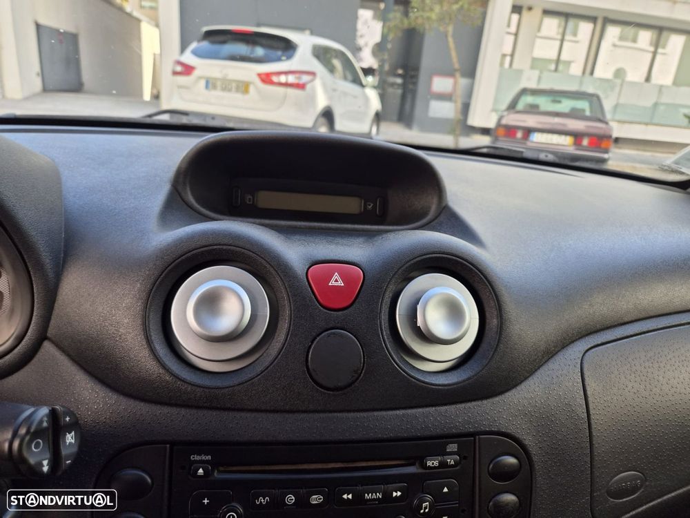 Citroën C2 1.4 HDi SX Pack Sensodrive - 21