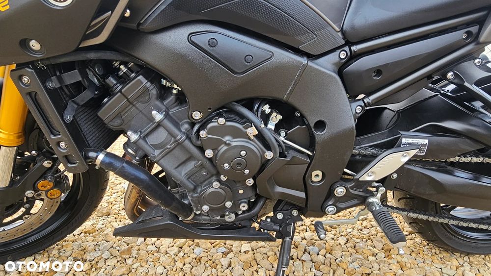 Yamaha FZ8 - 16