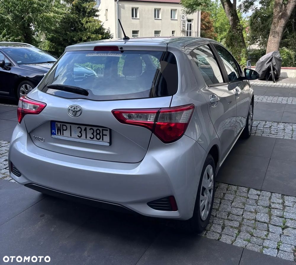 Toyota Yaris 1.5 Premium - 6