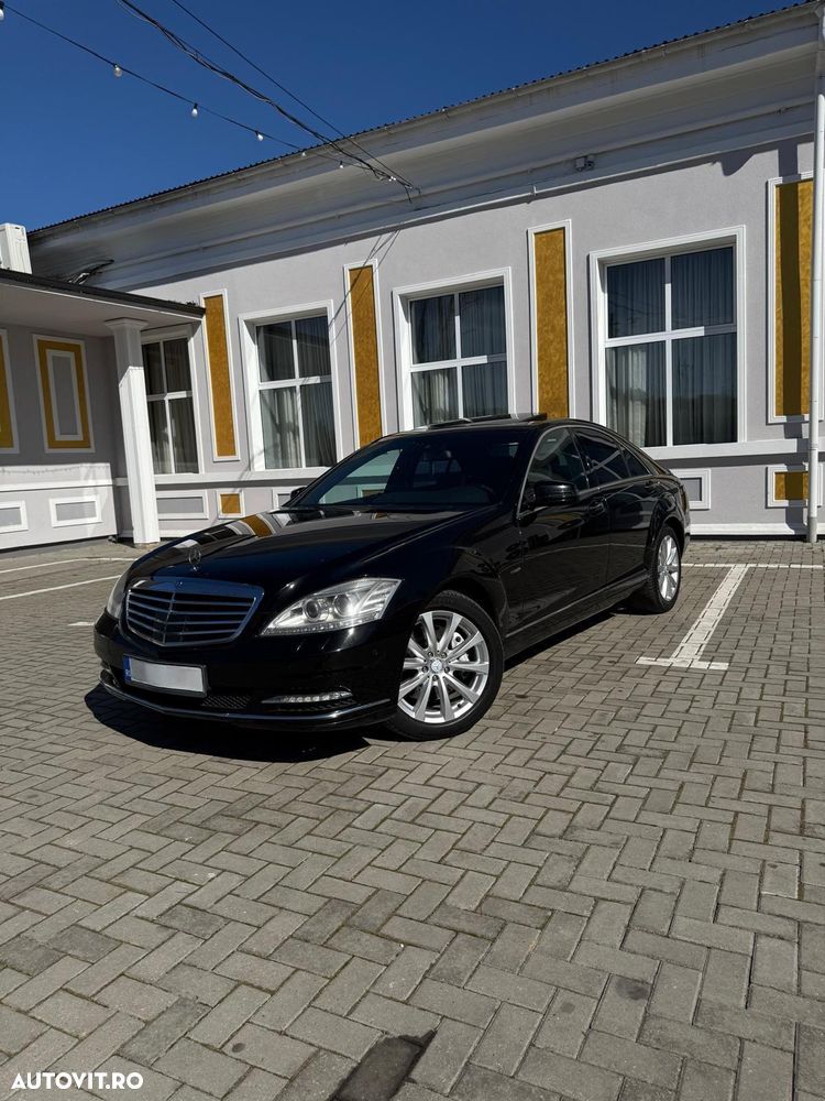Mercedes-Benz S - 1