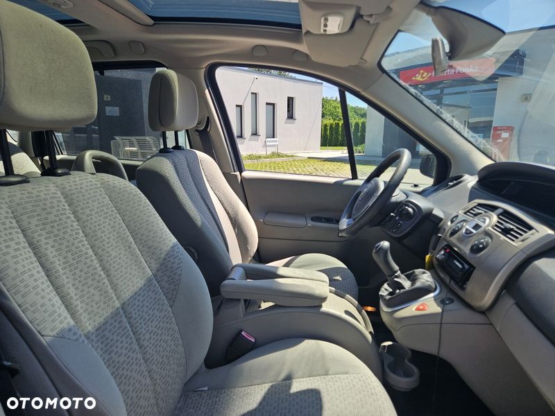 Renault Scenic 1.6 16V Confort Authentique - 9
