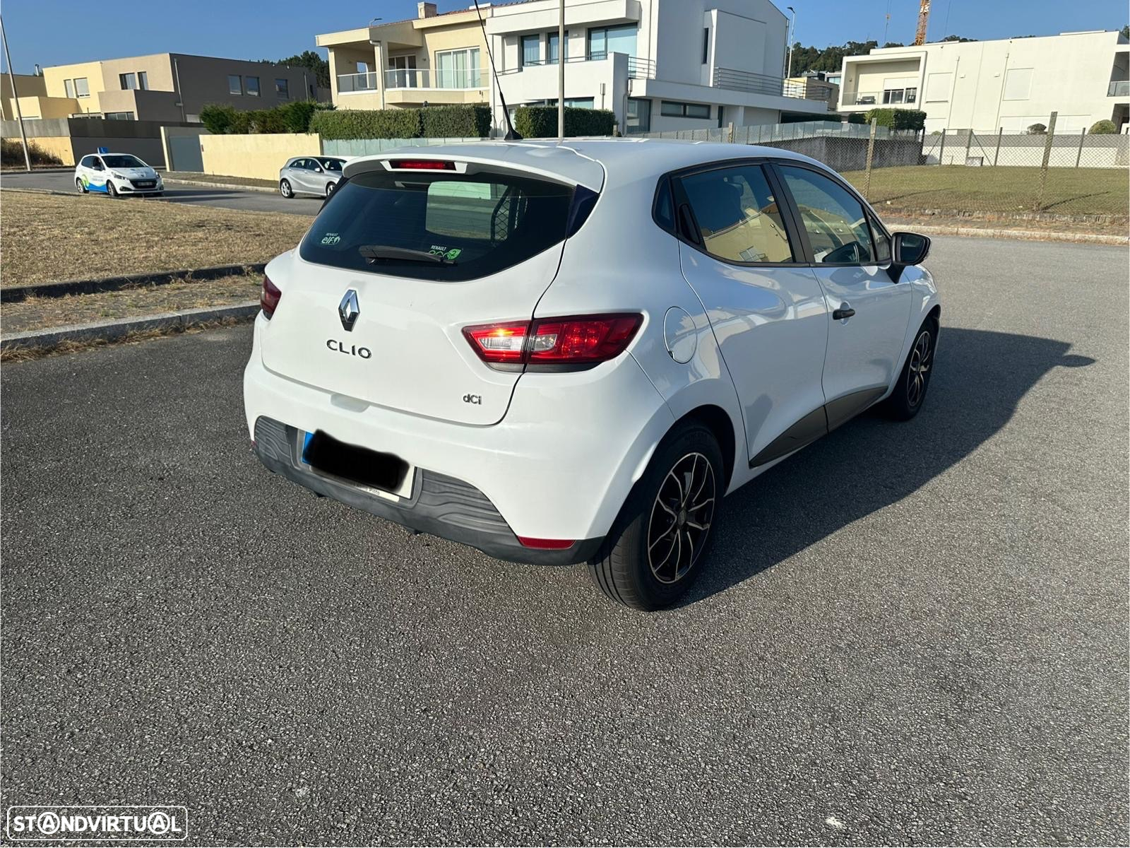 Renault Clio Van 1.5 dCi 75cv - 6