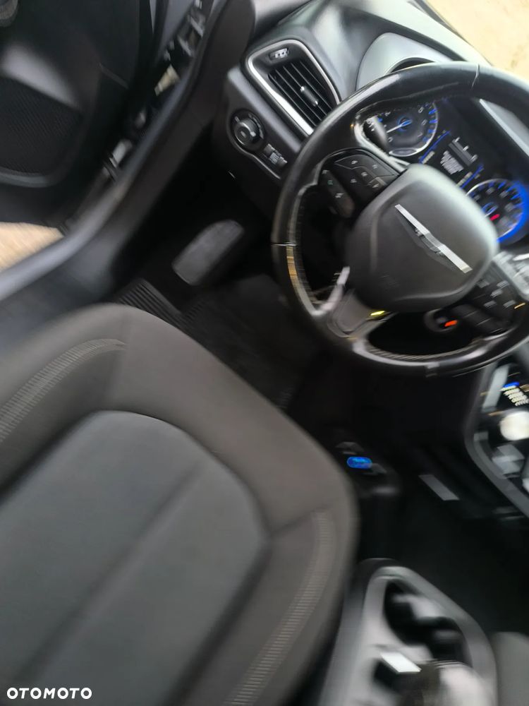 Chrysler Pacifica - 17