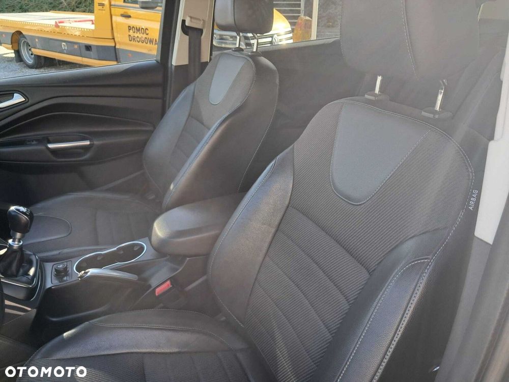 Ford Kuga - 14