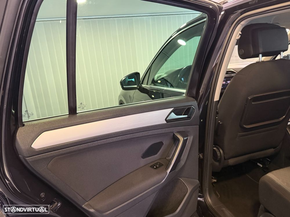VW Tiguan 1.6 TDI Confortline - 20