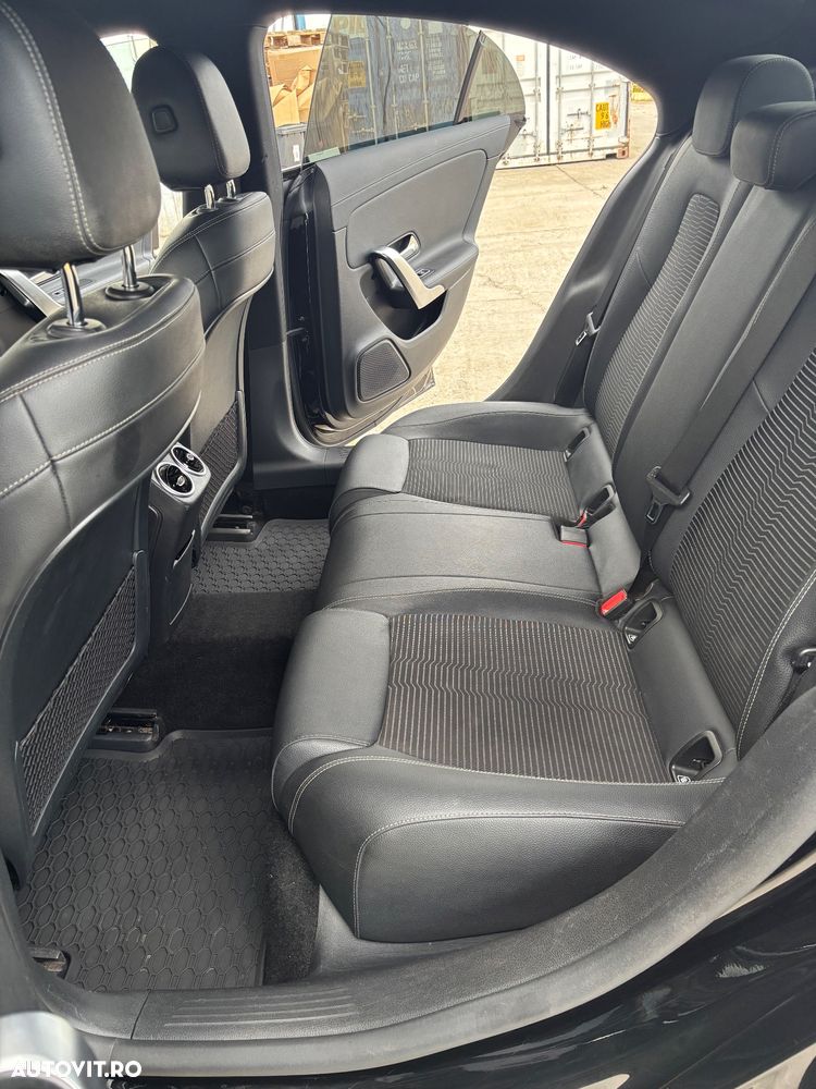 Mercedes-Benz CLA 180 d Coupe - 11