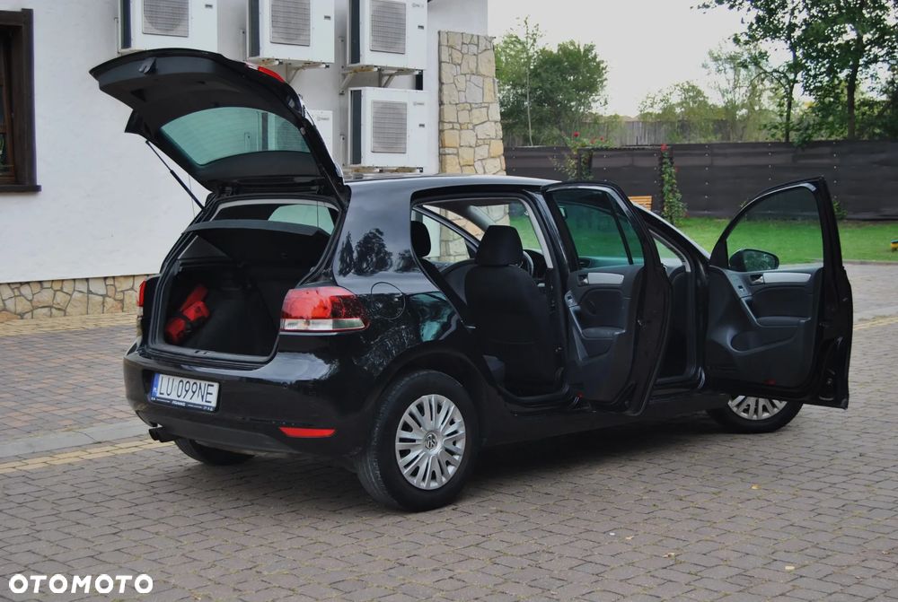 Volkswagen Golf - 20
