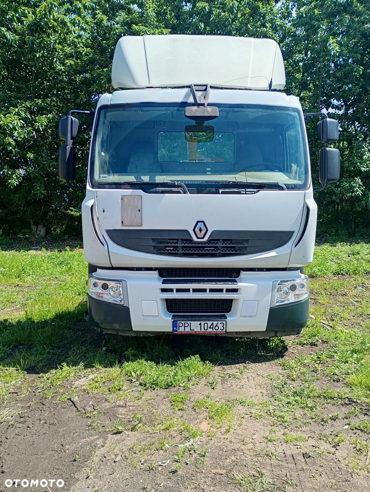 Renault Premium