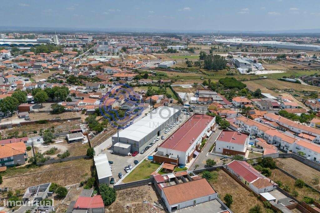 Apartamento T2 com Garagem fechada para 2 carros, Marinha Grande - Grande imagem: 2/34