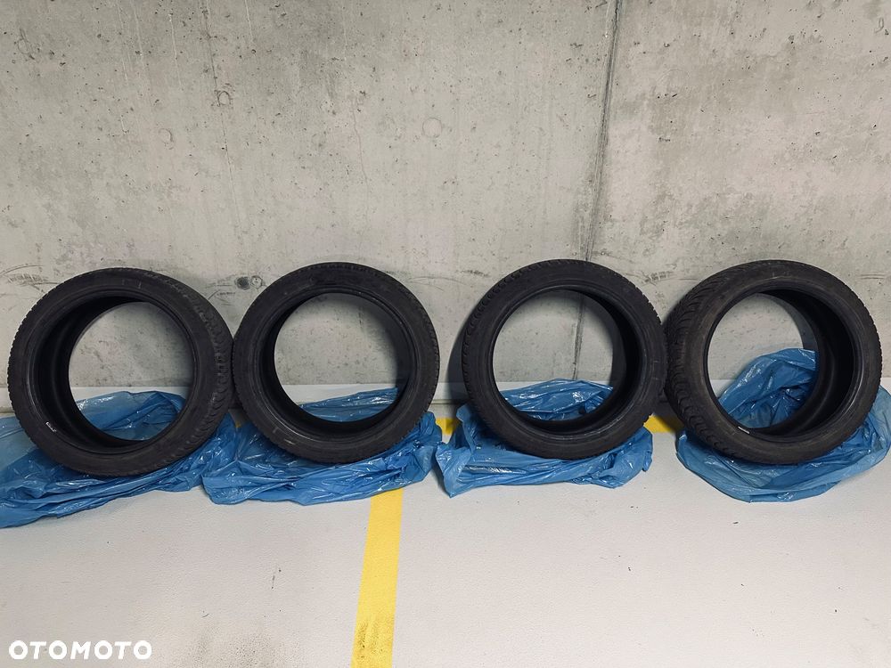 OKAZJA! Opony zimowe Falken 225/45R19 92V 21r - 1