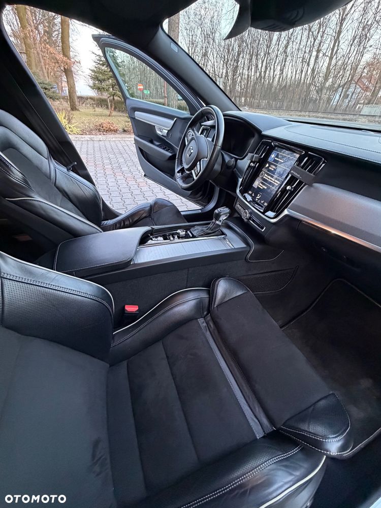 Volvo S90 D3 R-Design - 11