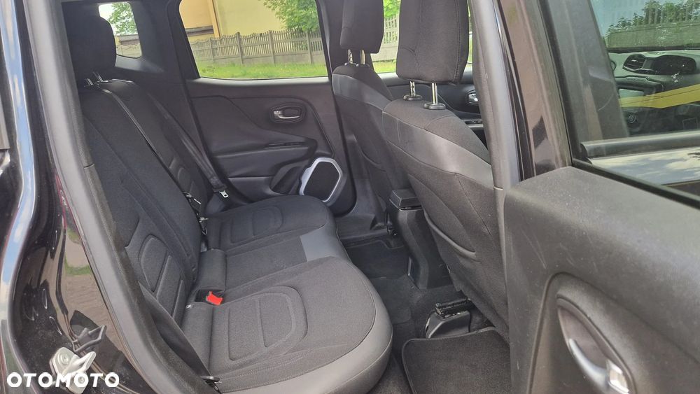 Jeep Renegade - 11