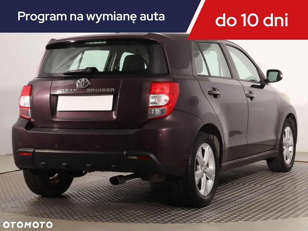 Toyota Urban Cruiser - 7