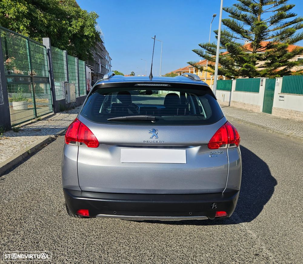 Peugeot 2008 1.2 PureTech Allure - 16