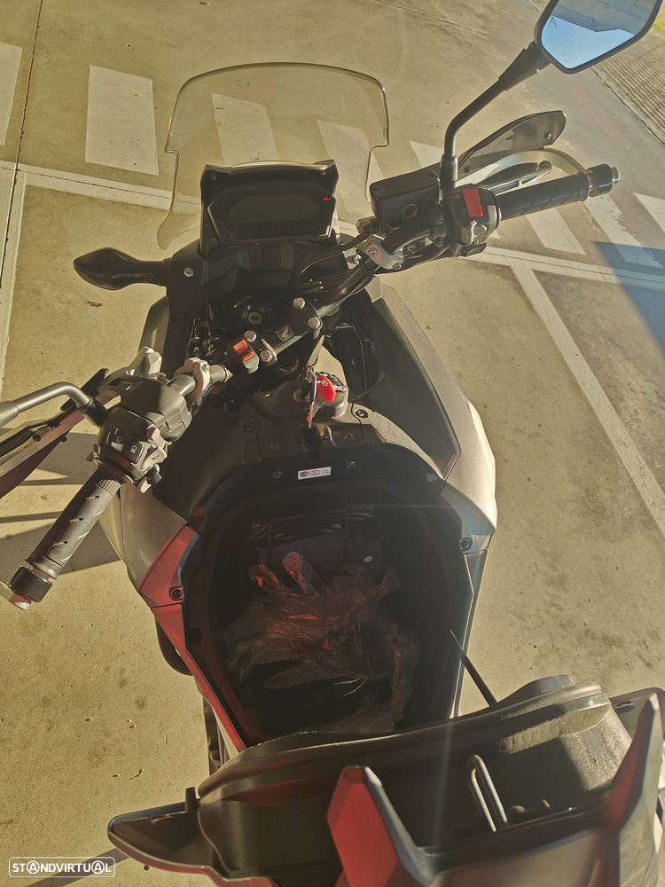 Honda NC750X DCT - 9