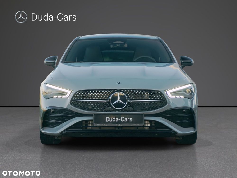 Mercedes-Benz CLA - 4