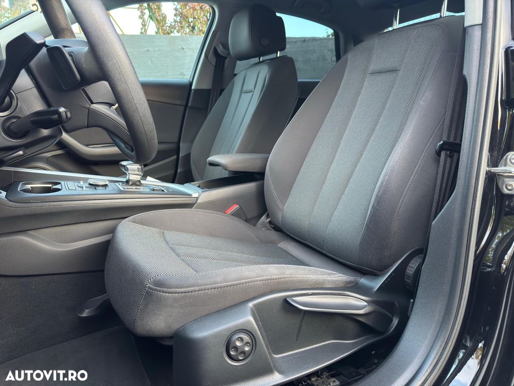 Audi A4 2.0 TDI S tronic - 24