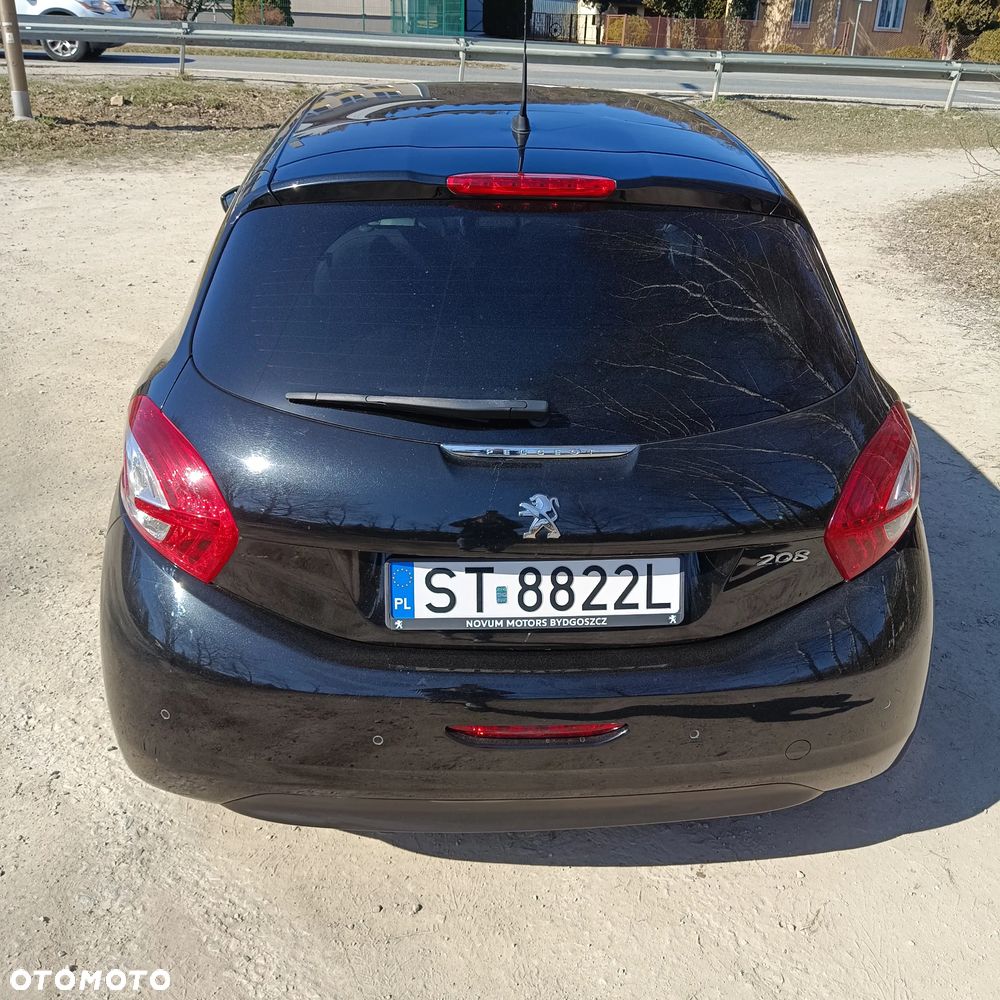 Peugeot 208 - 4