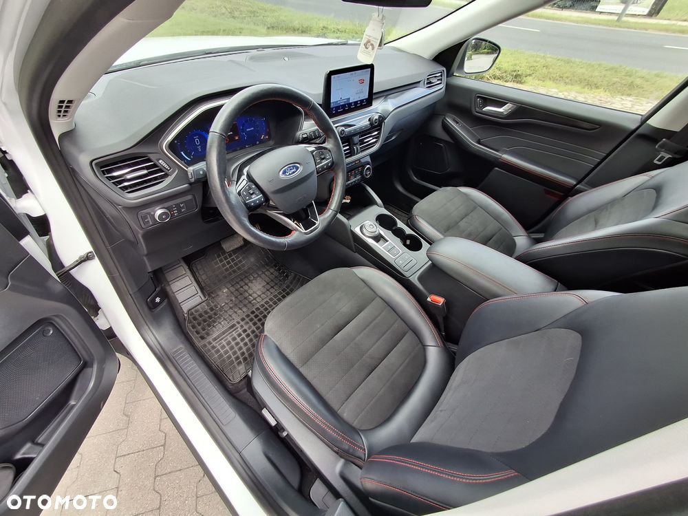 Ford Kuga - 9