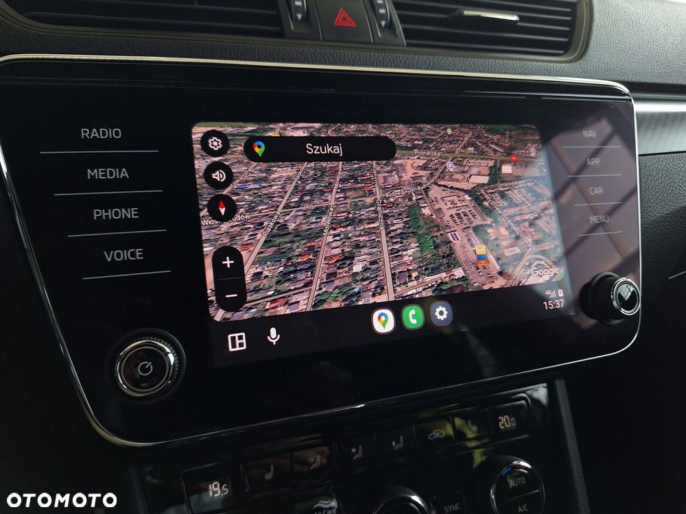 Skoda Superb 2.0 TDI SCR Sportline DSG - 33