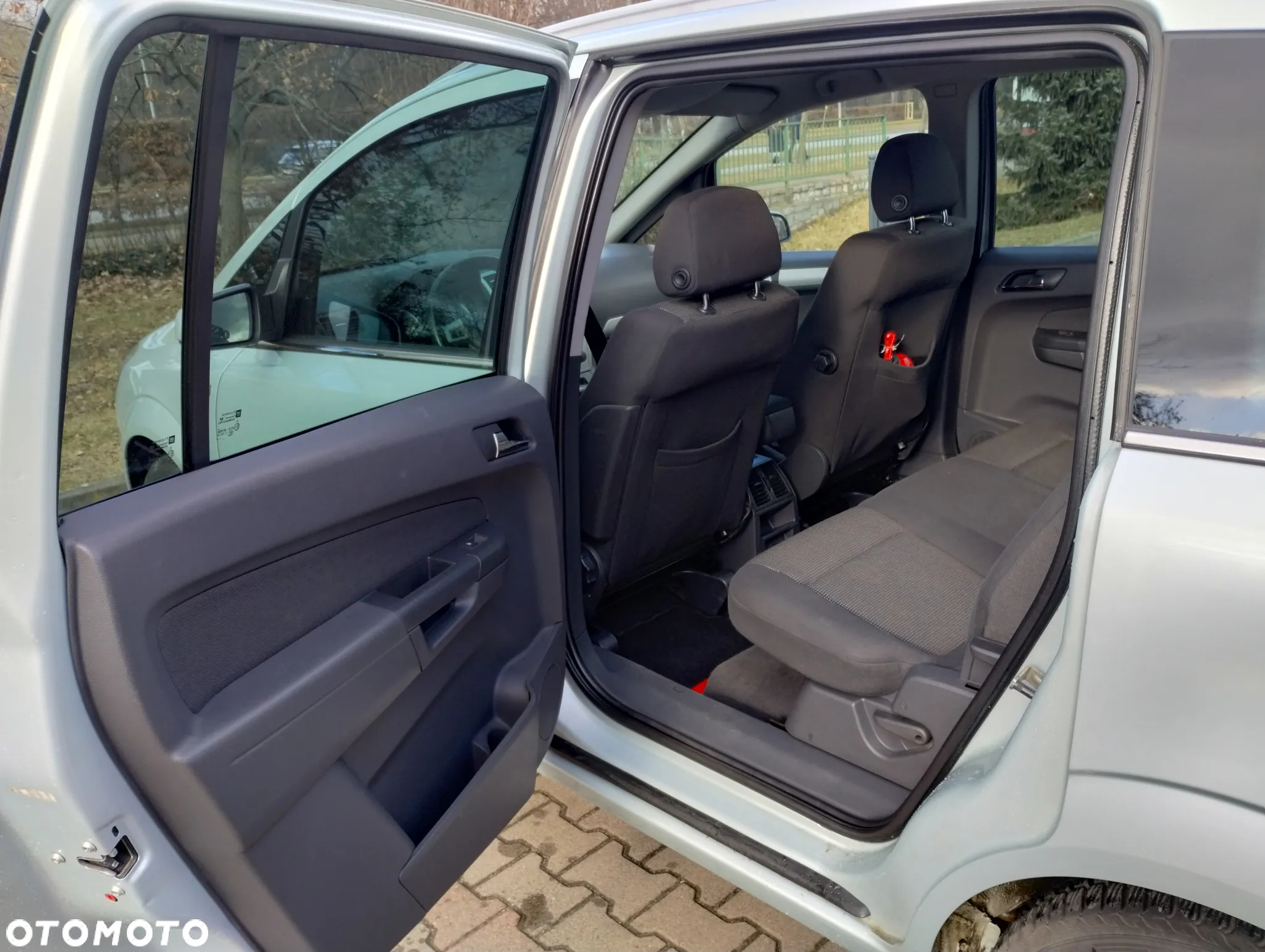 Opel Zafira 1.8 - 11