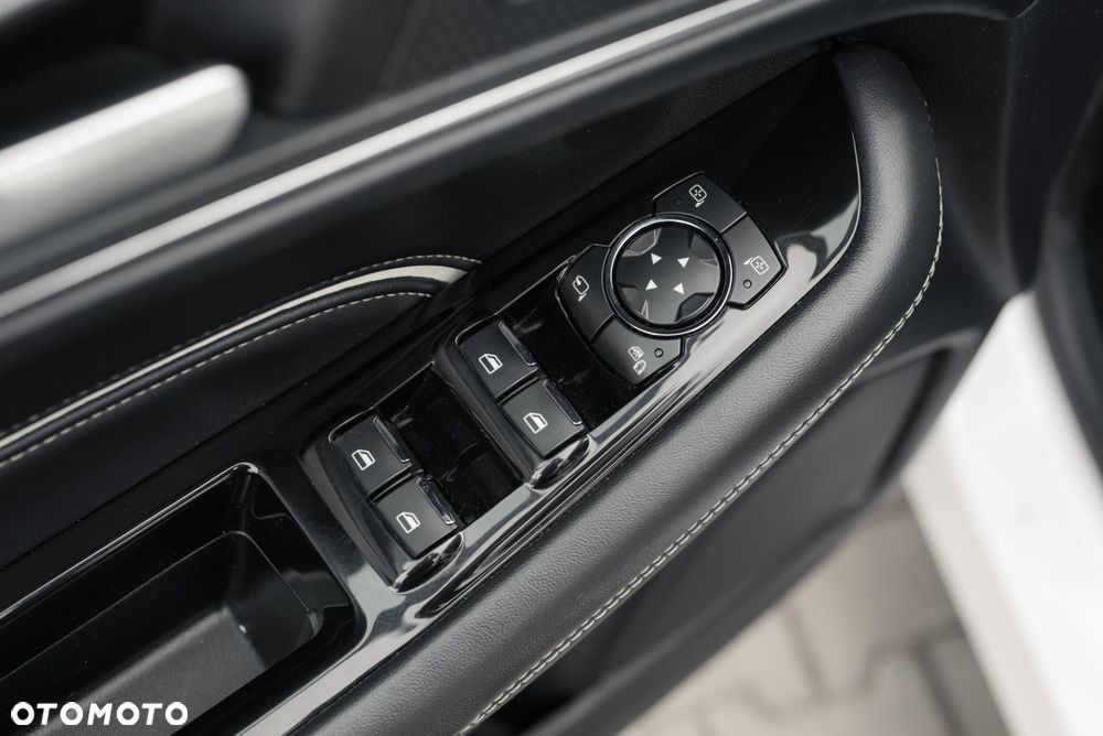 Ford Edge - 33