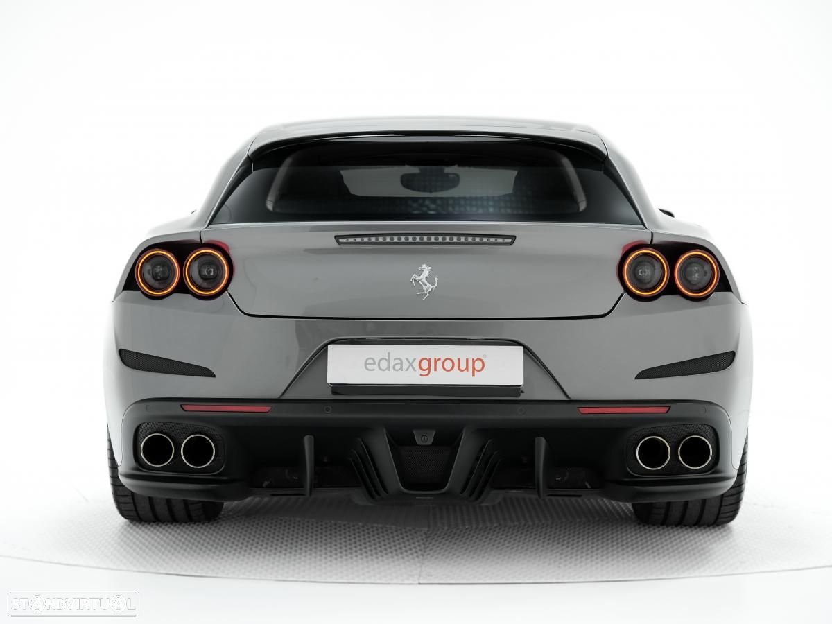 Ferrari GTC4 Lusso - 6