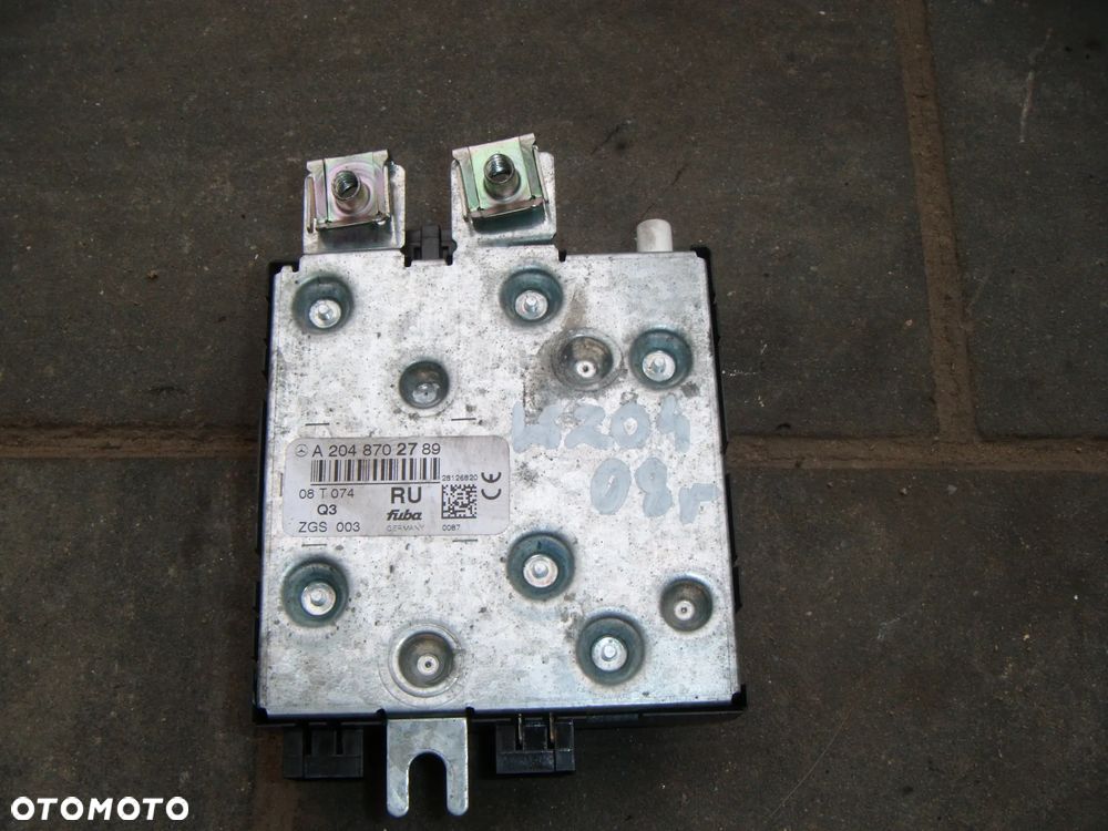 mercedes c klasa w204 08r  wzmacniacz antenowy a2048702789 - 1