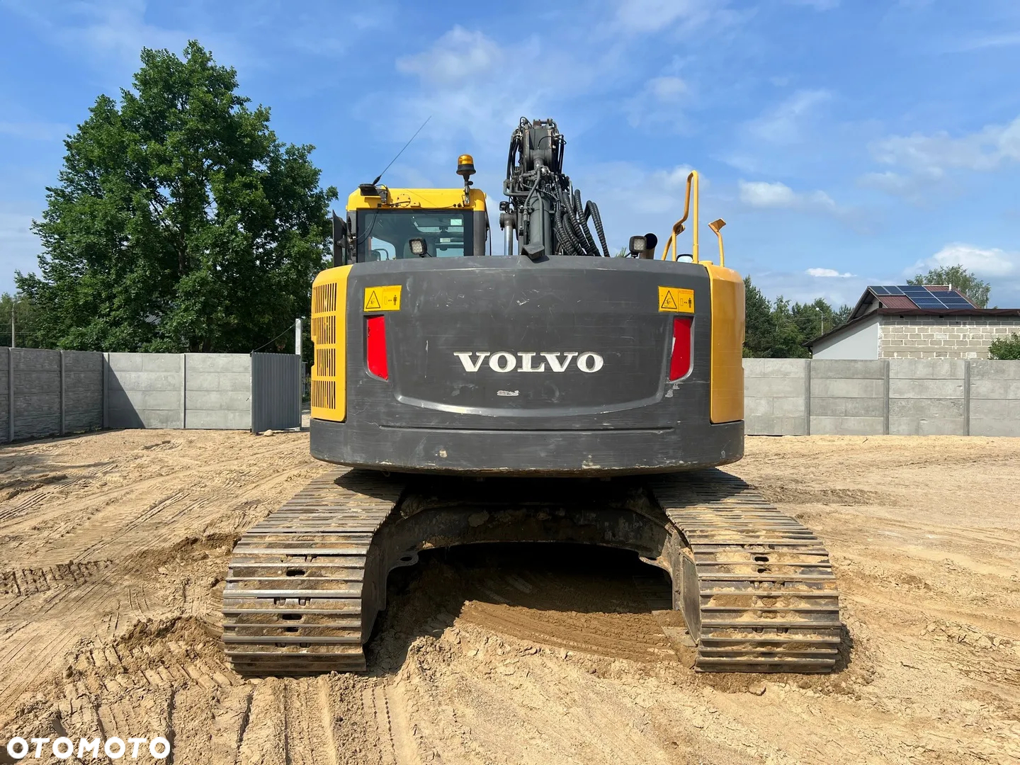 Volvo ECR235CL - 27