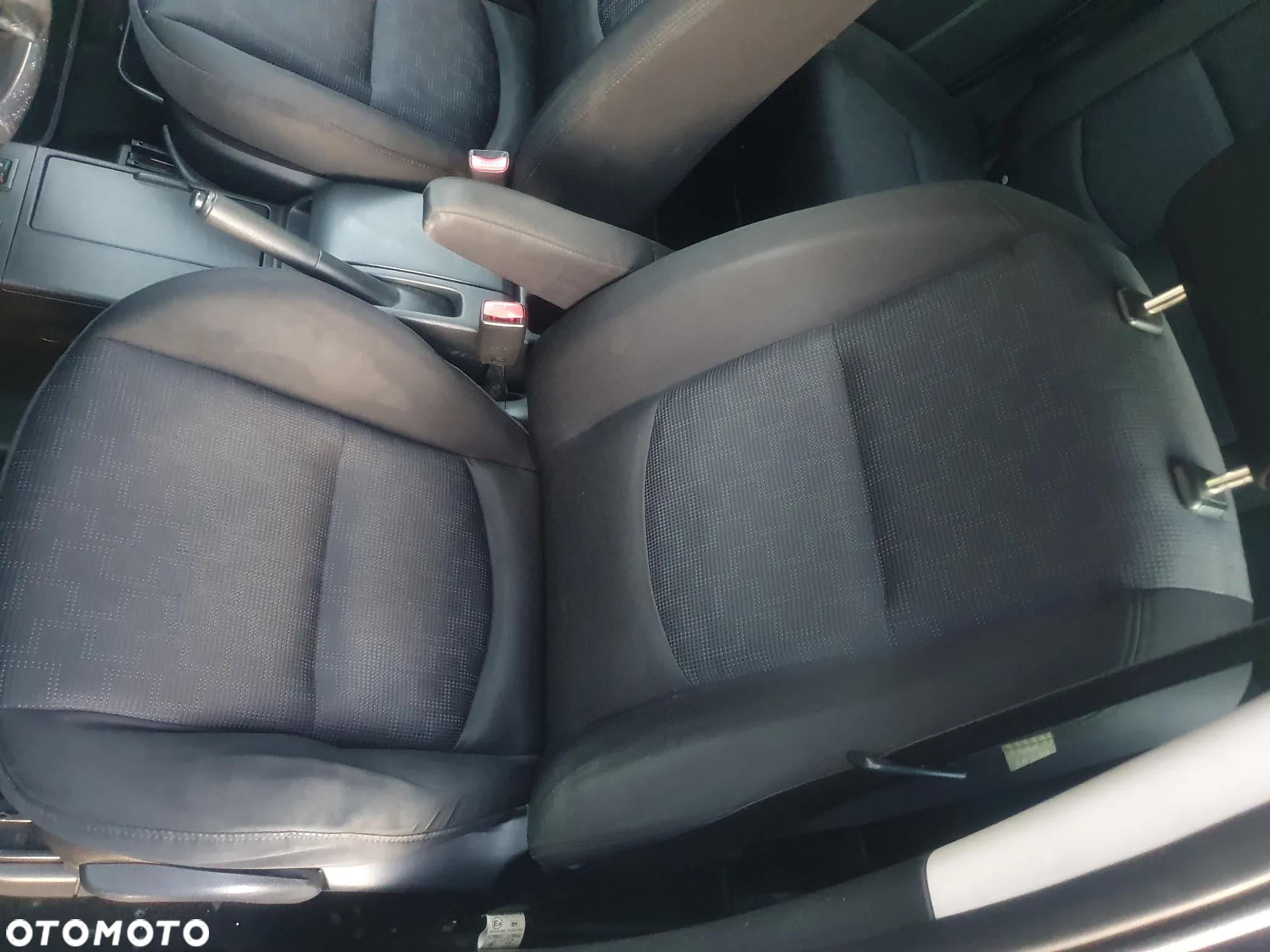 Mazda 5 2.0 Exclusive - 12