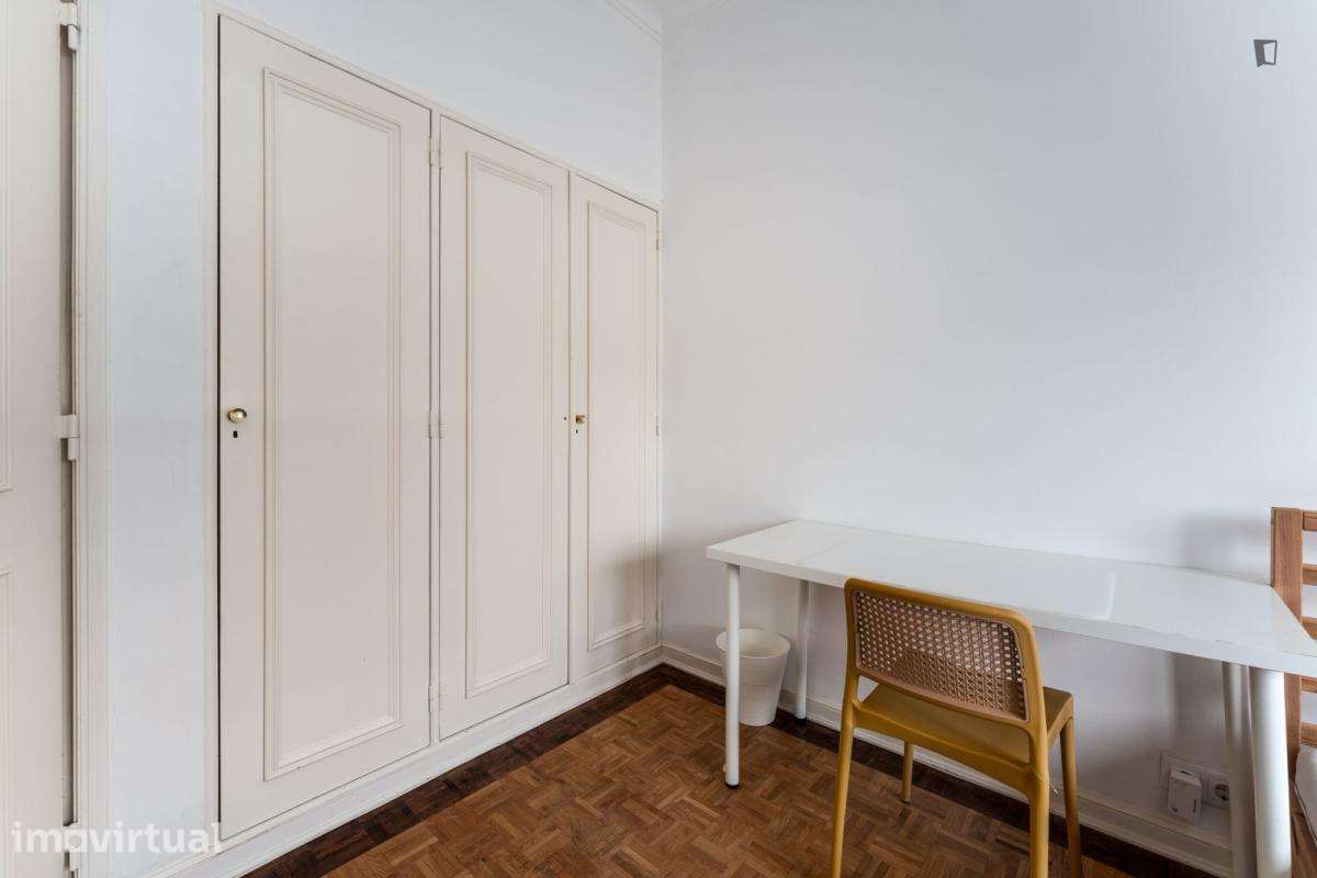 Quarto - localizado em Telheiras Lisbon - Grande imagem: 2/8