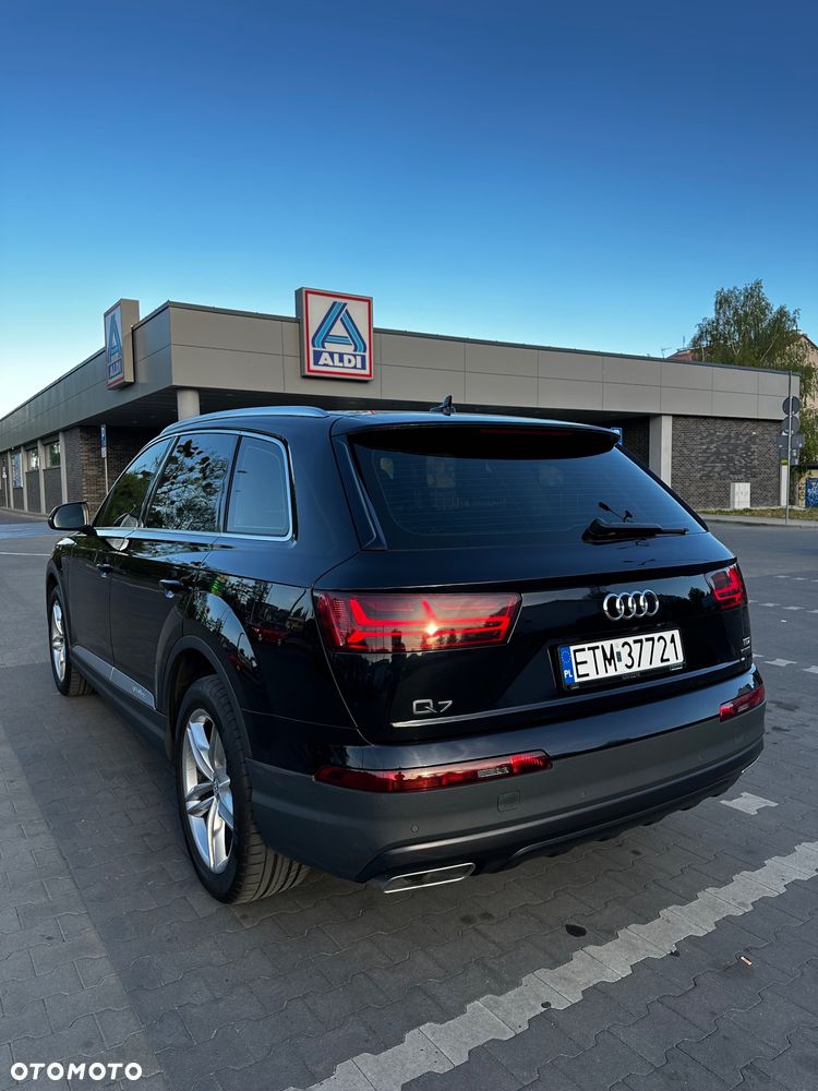 Audi Q7 - 9
