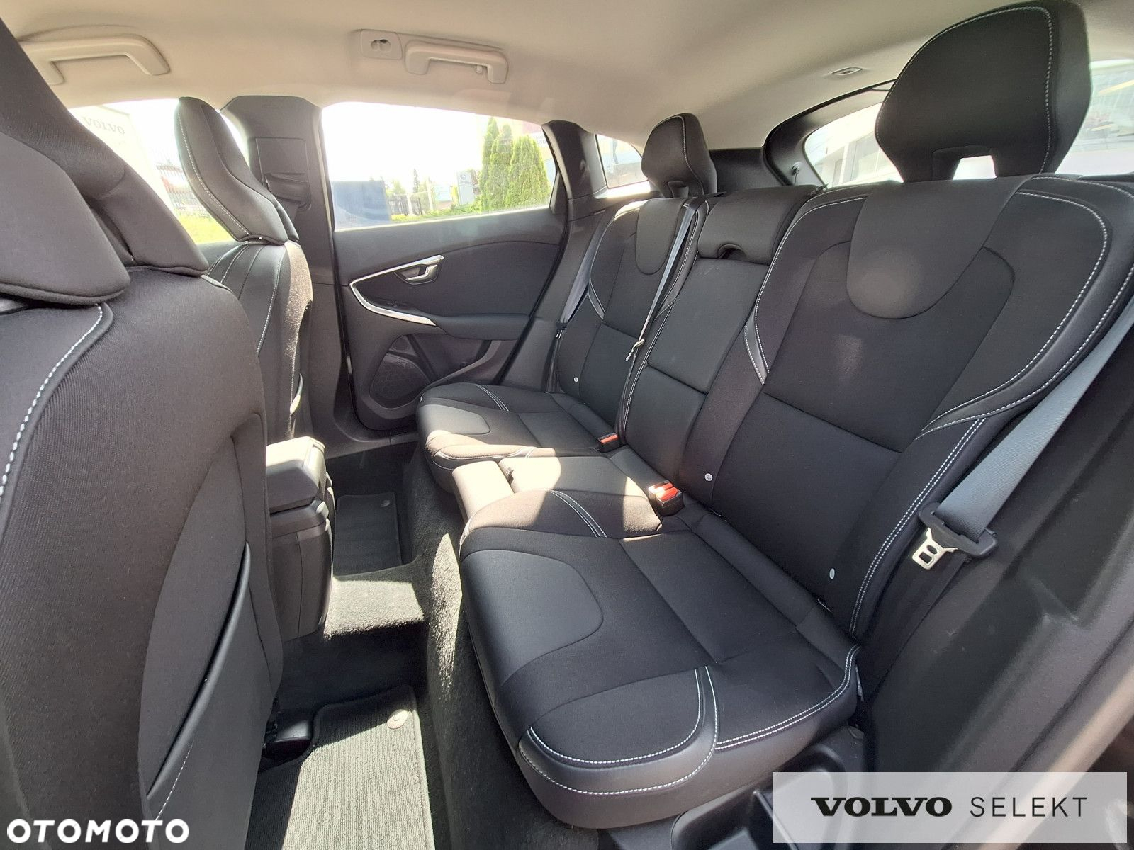 Volvo V40 - 11