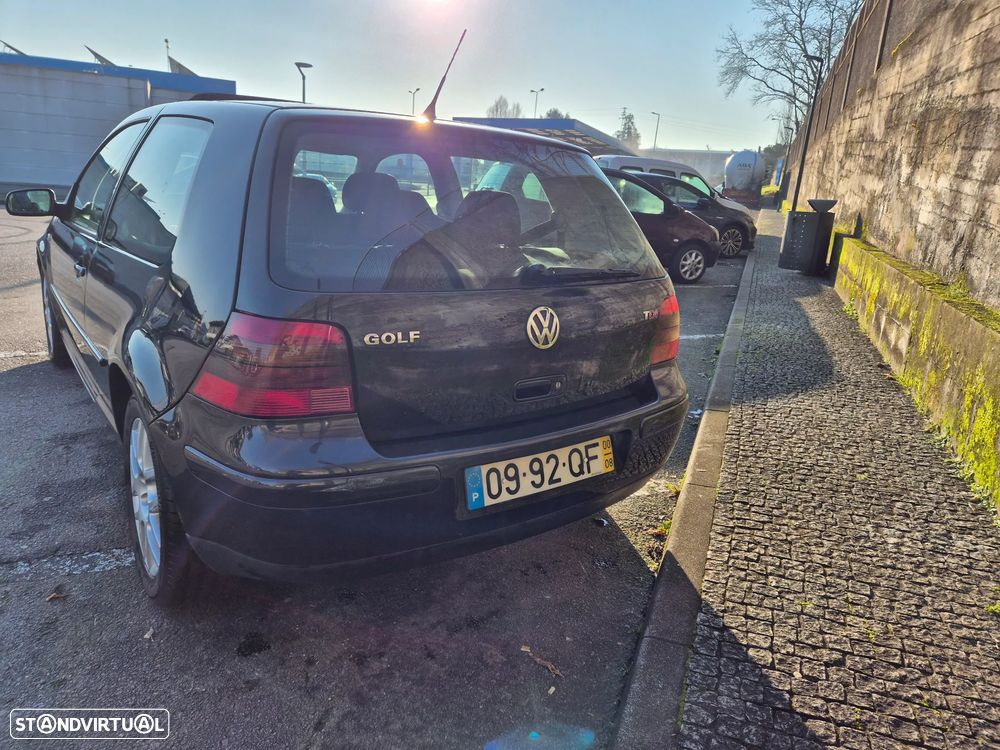 VW Golf 1.9 TDi Highline - 5