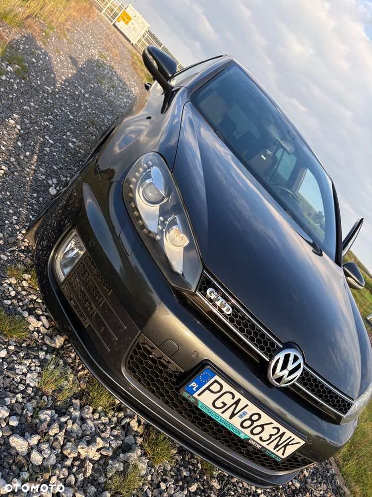 Volkswagen Golf 2.0 TDI DPF GTD - 35