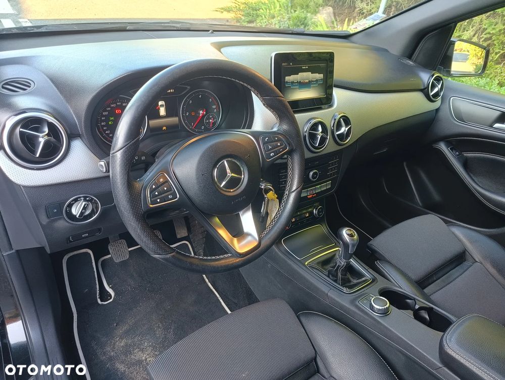 Mercedes-Benz Klasa B 180 CDI BlueEFFICIENCY Edition - 5