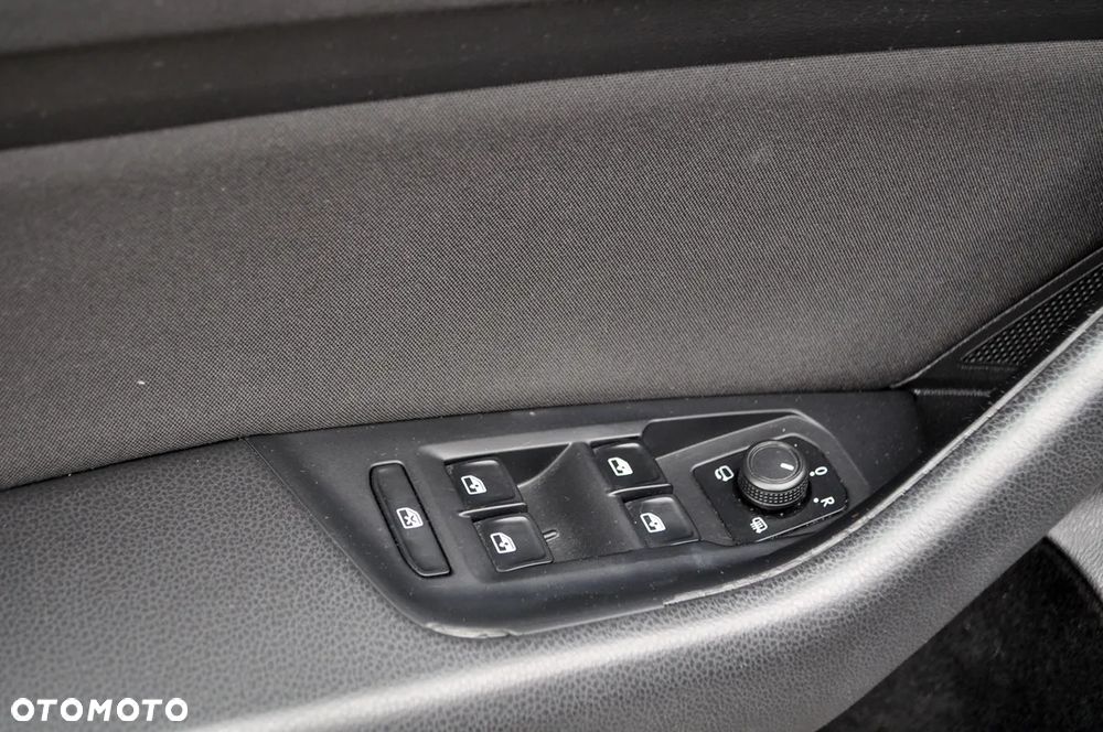 Volkswagen Passat 2.0 TDI BMT Comfortline DSG - 14