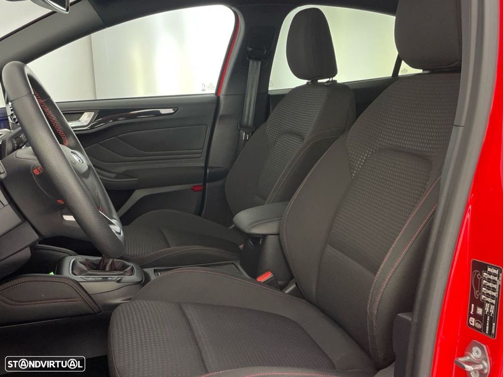 Ford Focus 1.0 EcoBoost ST-Line - 18