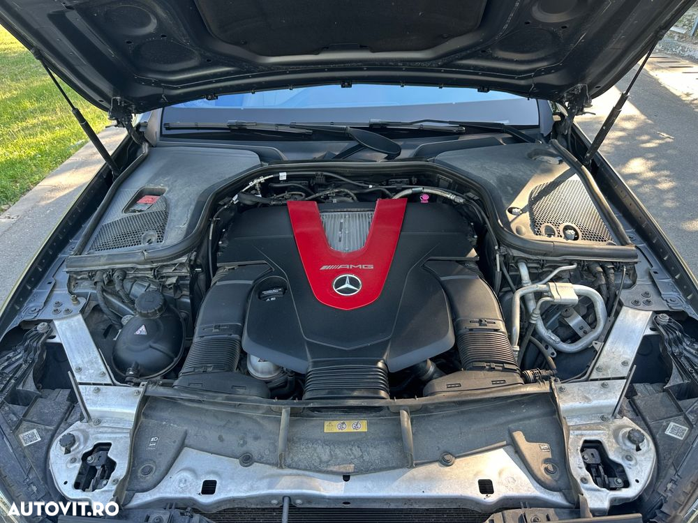 Mercedes-Benz E 43 AMG 4MATIC Aut. - 23