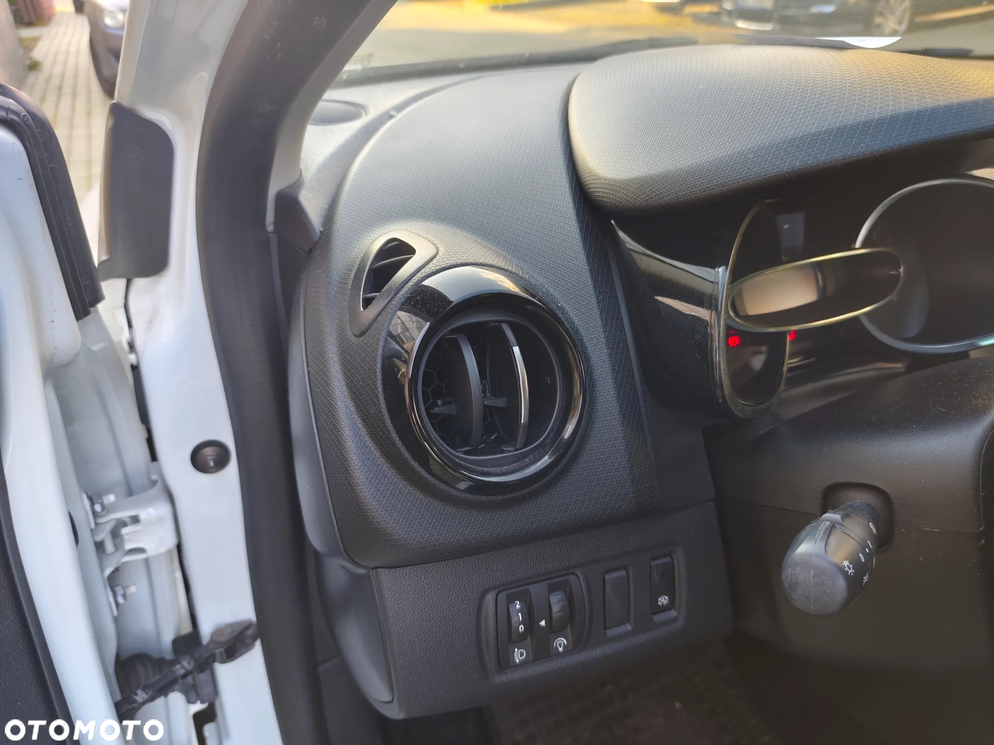Renault Clio 1.5 dCi Alize - 30