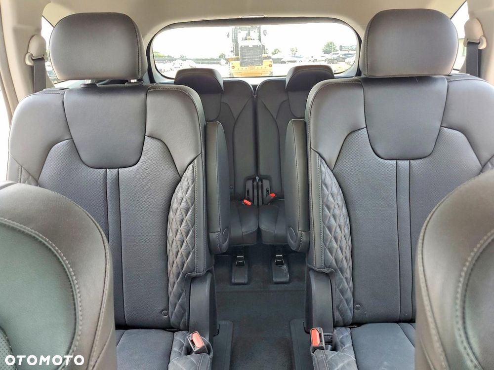 Kia Sorento - 11