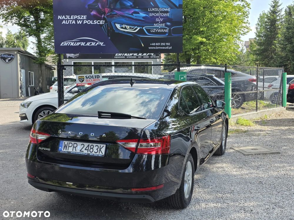 Skoda Superb 2.0 TDI SCR Style - 10