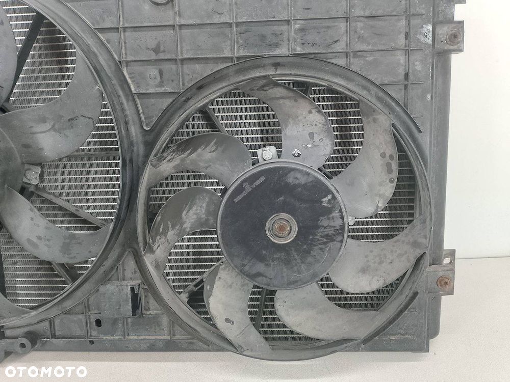 CHŁODNICA WODY Z WENTYLATOREM VW GOLF V 1K0121207T  1K0121253H 1.9 TDI - 7