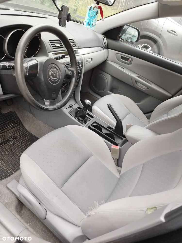 Mazda 3 - 9