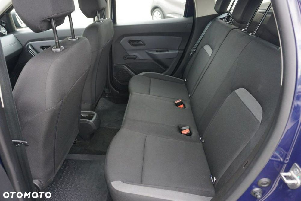 Dacia Duster 1.6 SCe Essential - 10