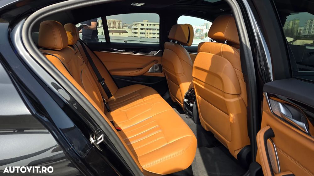 BMW Seria 5 530d Aut. M Sport Edition - 11
