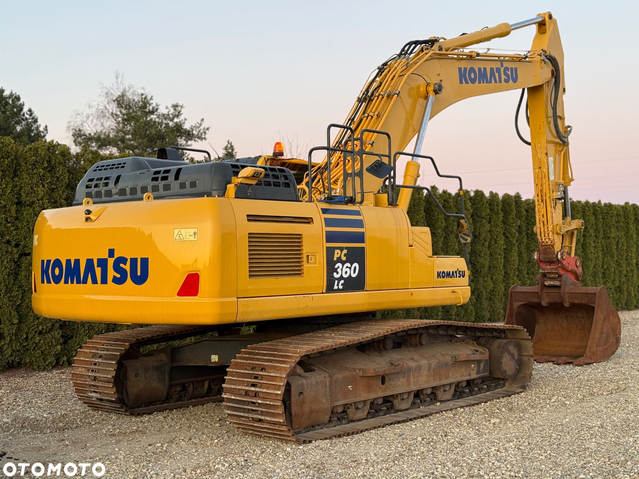 Komatsu PC 360 LC-11 - 9