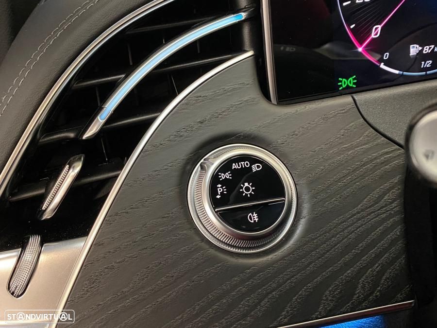 Mercedes-Benz E 300 e AMG Line - 31