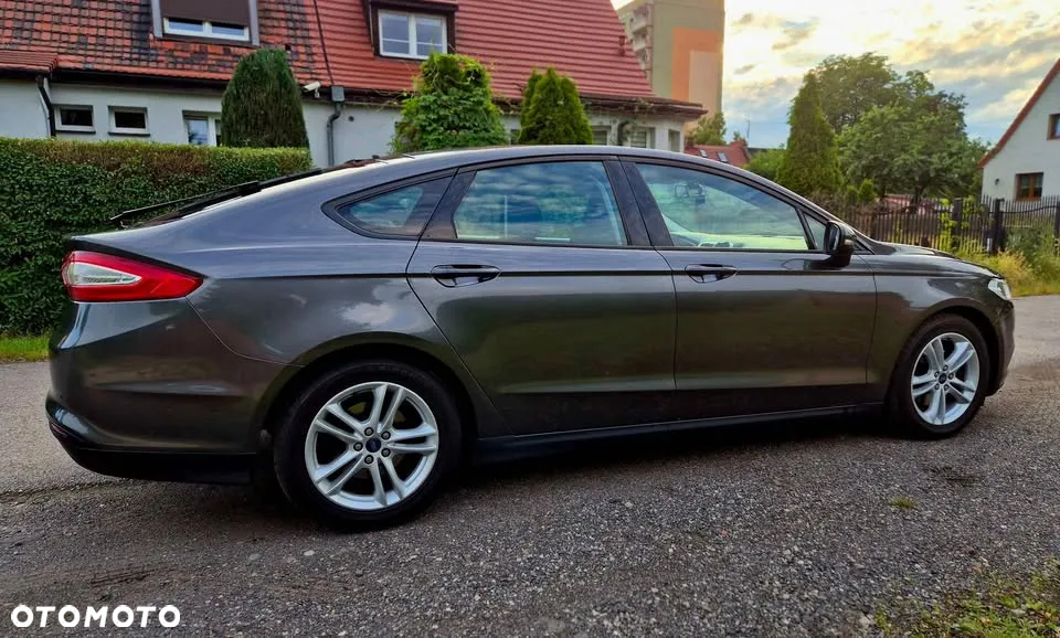 Ford Mondeo 1.5 EcoBoost Ambiente - 11