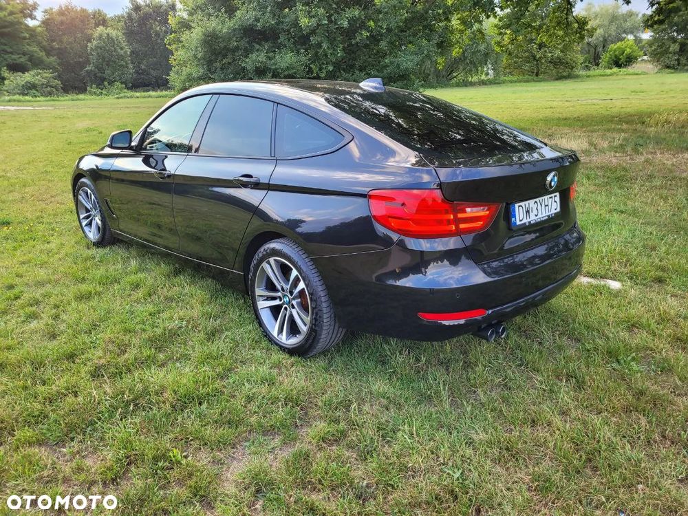 BMW 3GT 328i xDrive Sport Line - 4